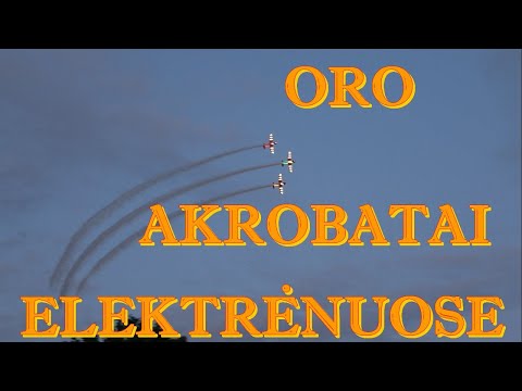 Įspūdingi lėktuvų viražai