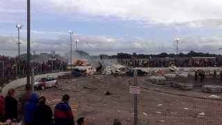 preview picture of video 'Banger Racing Caravan Chaos, Smeatharpe Stadium, 18/08/2013'