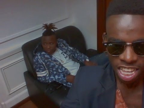 Glass gamboa & izzybomb escutam a DAMA DO BLING nos Bastidores