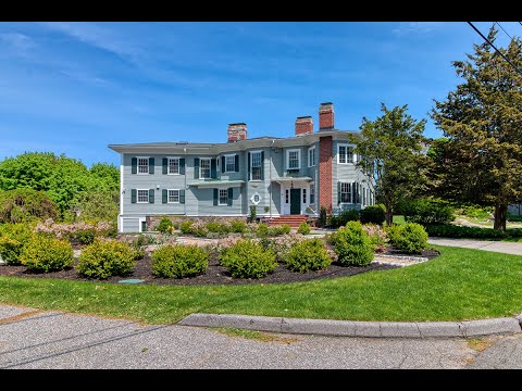 76 Bubier Rd Marblehead MA
