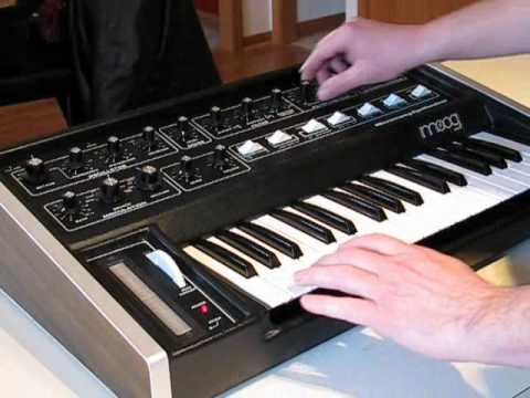 Micromoog Synthesizer Demo