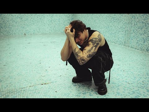 Sofian Medjmedj - BACKSTAGE