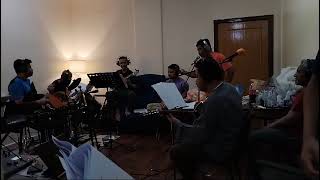 Download lagu Kelip-kelip kusangka api (Malek Ridzuan) - Jubail Band Boys mp3