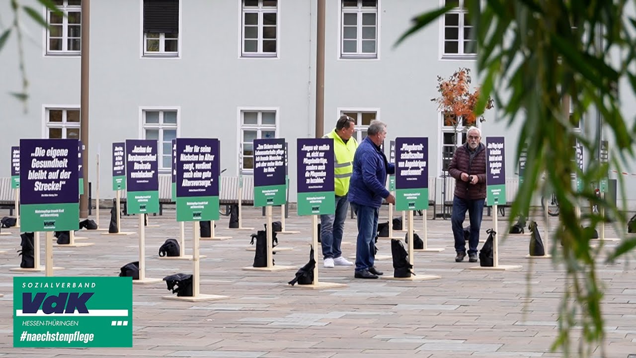 Video: "Demo ohne Menschen" macht Station in Marburg