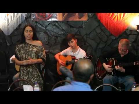 Maria Emília, "Fado Tango" - "Não chames pela saudade"