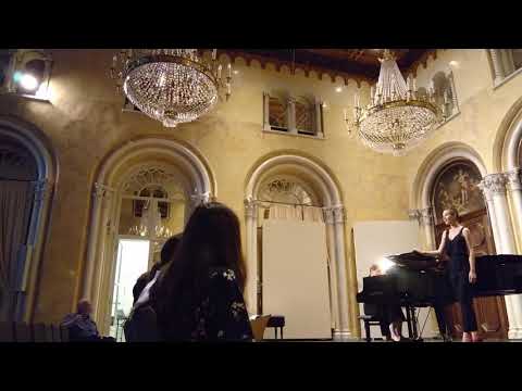 Lisa Marie Lebitschnig sings Mozart - Alleluia