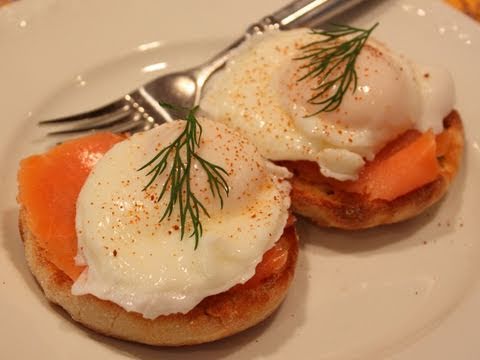 download lagu mp3 mp4 Smoked Salmon Poached Egg, download lagu Smoked Salmon Poached Egg gratis, unduh video klip Smoked Salmon Poached Egg