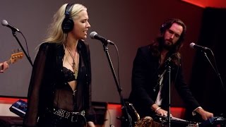 Wild Belle - &quot;Giving Up On You&quot; - KXT Live Sessions