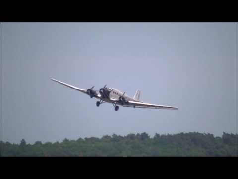 Junkers Ju 52 departure from Cologne airport (2015)