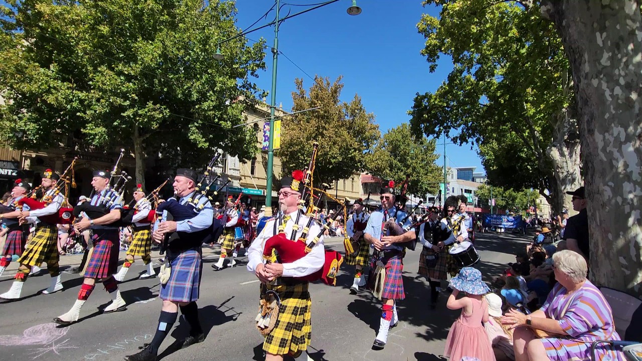 4K BENDIGO Easter parade, Australia.