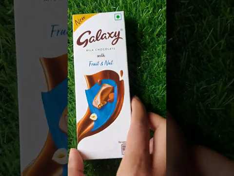 galaxy chocolate Unwrapping  Fruit & Nut Milk chocolate | review