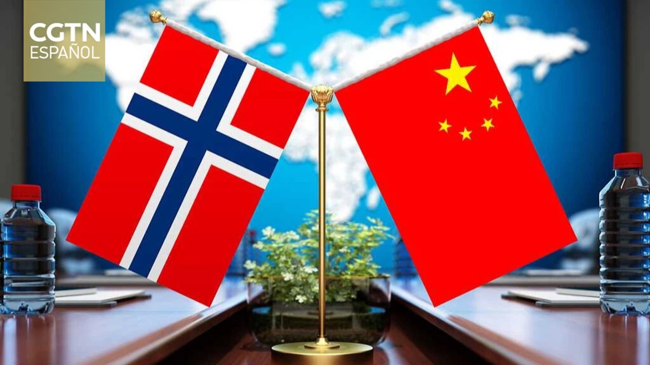 El presidente chino, Xi Jinping, felicita al rey noruego, Haakon VIII, por su ascensión al trono
