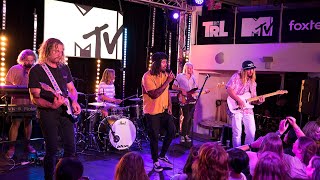 Ocean Alley Perform &#39;Stained Glass&#39; Live On TRL