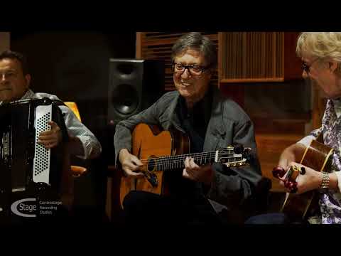 Hank Marvin Gypsy Jazz - Foolin' With The Feds' - 'live' at Centrestage Recording Studios
