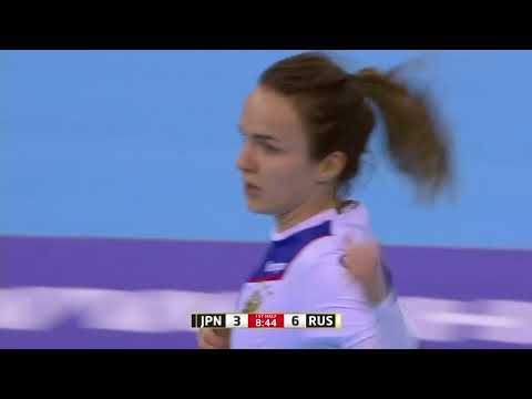Anna Vyakhireva: Catching a long pass with one hand | Video analysis | IHF Education Centre