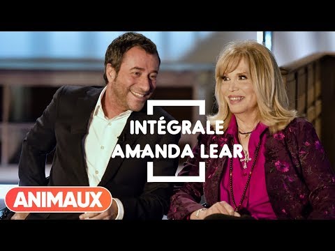 Amanda Lear est dans Animaux Stars - Animaux
