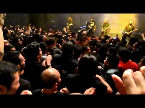 Flight Of A BumbleNose (In Flames Live Mexico City)
