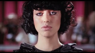 Kimbra - "Settle Down"