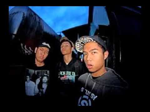 Coreley'O Ft Fumadorclown - Rockintown