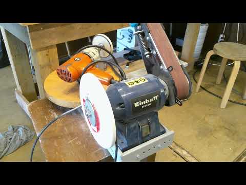 UR -kairan teroituskoneet