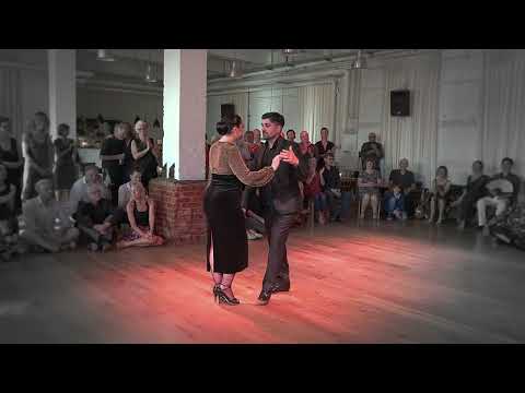 Ariadna y Fernando 2/4 – 2022/05 – el abrazo Hamburg – Don Esteban