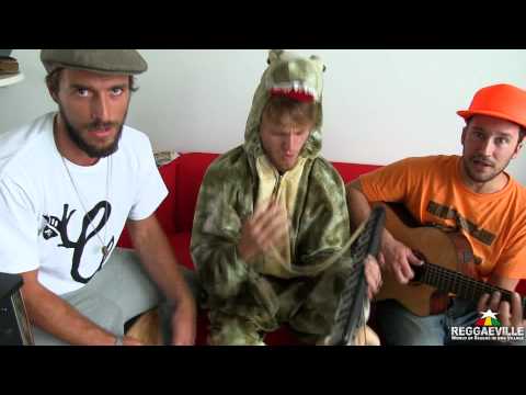 Unplugged: Jamaram - La Famille [9/26/2012]