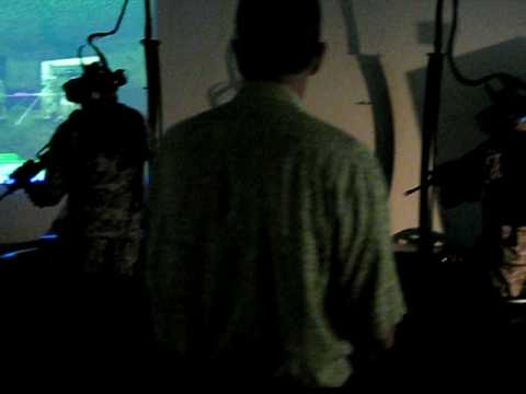 Hawaii Guardmen take a "tour" in virtual reality gear