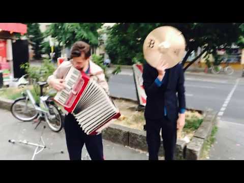 Milliarden - Über die Kante (Lyric Video)