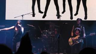 The Ramonas - You&#39;re Gonna Kill That Girl