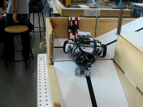 Bomb Disarming Robot - Poly 2010