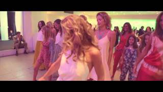 Wedding Flashmob: Communards &quot;Don&#39;t Leave Me This Way&quot;