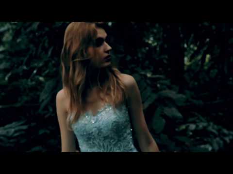 download lagu mp3 mp4 Alice In Wonderland Ball Dress, download lagu Alice In Wonderland Ball Dress gratis, unduh video klip Alice In Wonderland Ball Dress