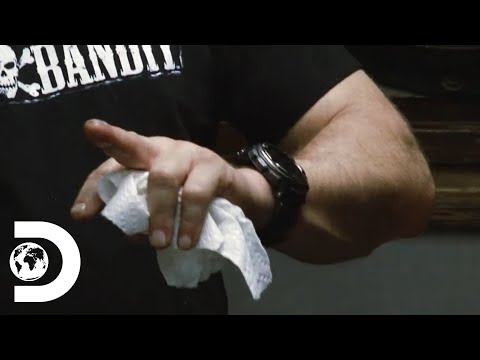 Emergência a bordo! Três momentos tensos em alto mar | Pesca Mortal | Discovery Brasil