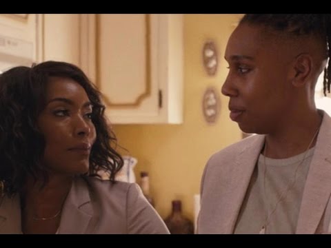 Master of None's Lena Waithe Reflects on Telling a Very Personal Coming-Out Story