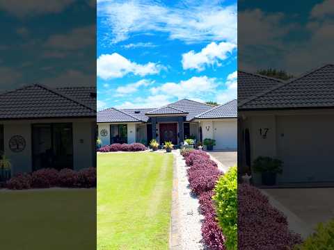 17 Zorzan Drive, Gooburrum, QLD 4670, 4 Kuwarto, 2 Banyo, House