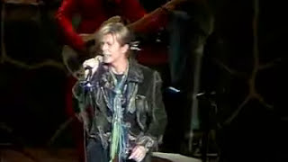 David Bowie - Queen Bitch Live - Reality