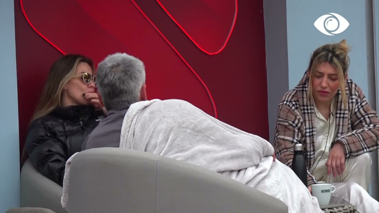 E ndjej lart si banore/ Olta flet për Antonetën