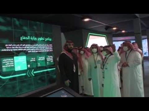 شاهد.. نيابة عن خادم الحرمين.. ولي العهد يدشن معرض الدفاع العالمي