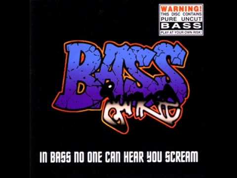BASS Junkie - Bass-Kraft