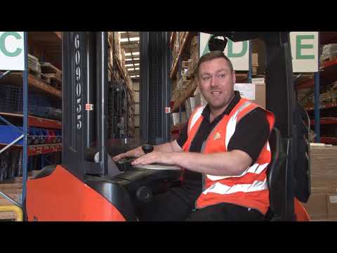 Doosan 7-Series Reach Truck - Warehousing