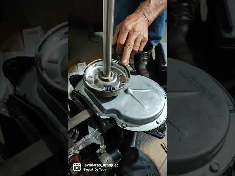 lavadora Whirlpool americana en sus tres ciclos lavado - desague y centrifugado