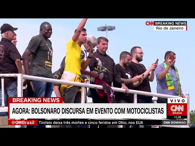 Ex-ministro Pazuello participa de ato ao lado de Bolsonaro sem máscara