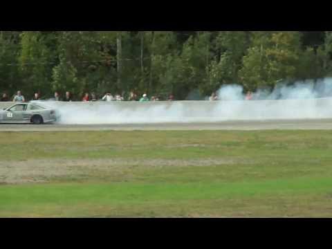 Brad Carlton vs Kevin Morin (Top 16 Dmcc round 8 Final Sanair 2013)