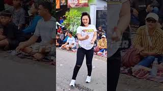 Download lagu #dj #djasikkkk #remix #djchikaloka #djremix #masukberanda #djmeresahkan #beranda #dance #karnaval mp3