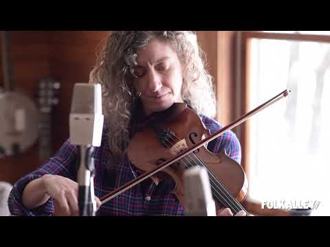 Folk Alley Sessions: Kieran Kane & Rayna Gellert, "Stable"