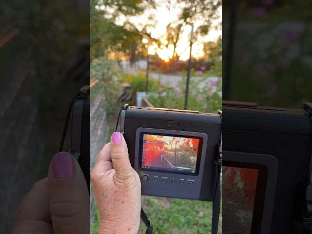 Vídeo relacionado con MUZIRI KINOKOO Álbum de fotos de 28 bolsillos para cámara Instax Wide EVO/Wide 400/WIDE 300/WIDE 210, álbum de piel sintética para cámara de serie ancha, colección de películas de 5 pulgadas, libro de