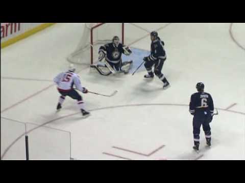 Cam Janssen hits Matt Bradley