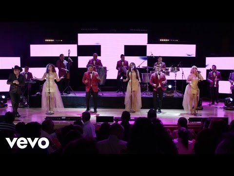 La Sonora Dinamita - Si La Vieran ft. Danny Guillén