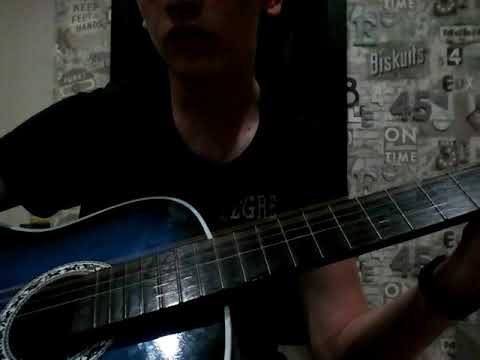 Скоро пересменка сдам гранаты генке слушать. Песня на гитаре скоро пересменка. Скоро пересменка песня. Скоро пересменка бой. Скоро пересменка бой.