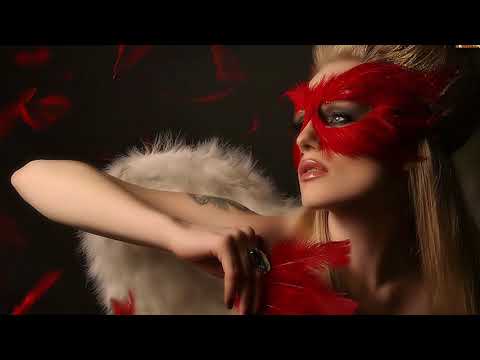 LOUNGE  SENSATION-  Love Finds You  -  Roberto Sol  Florito Feat Martine